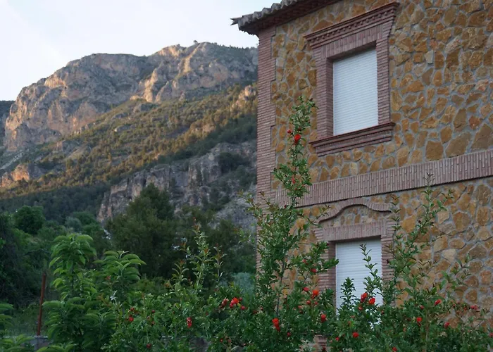 Casa Rural Villa La Gaviota Con Chimenea, Barbacoa Y Piscina Junto A Ruta Del Gollizno En Olivares