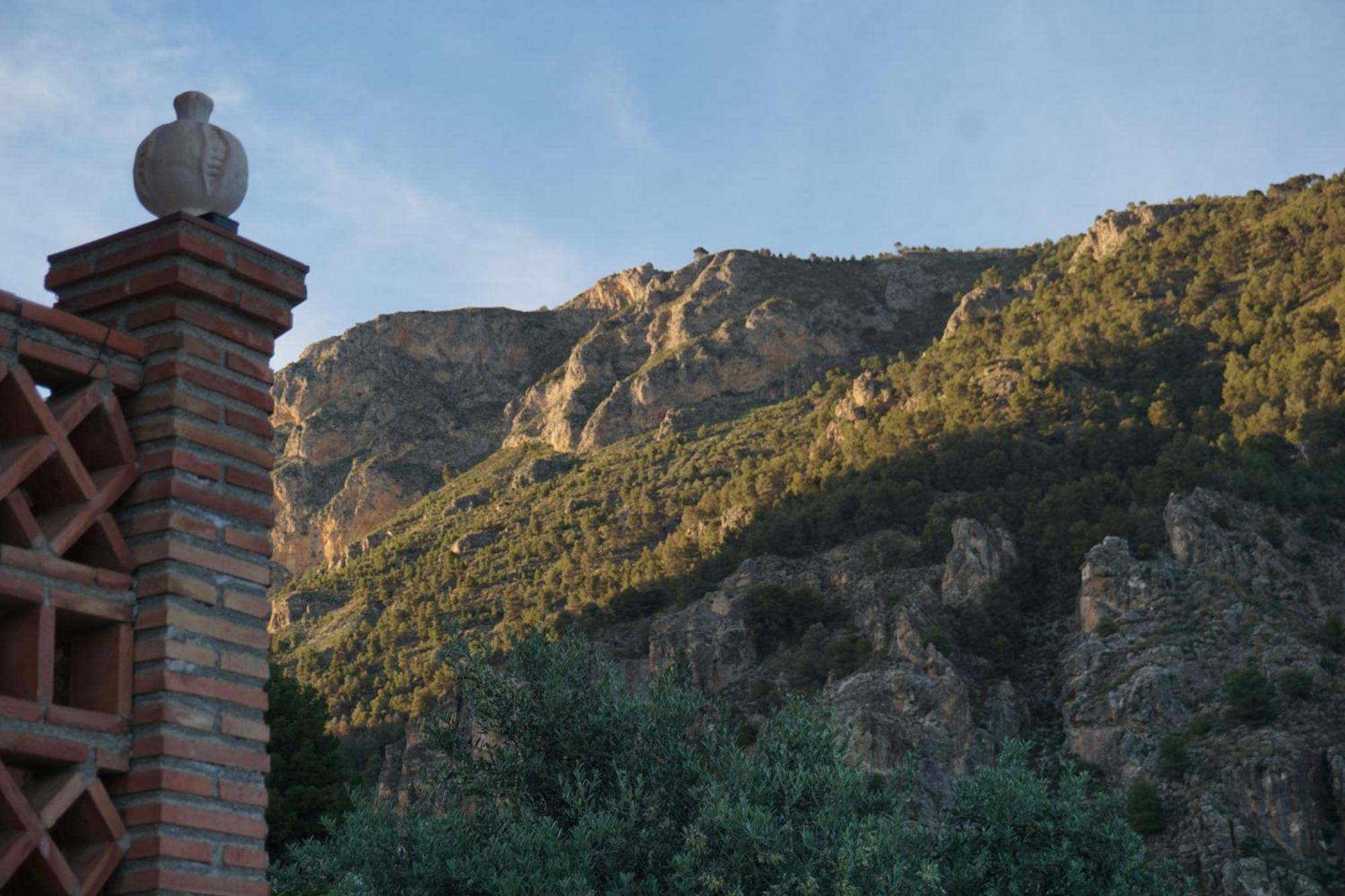 La Gaviota Con Chimenea, Barbacoa Y Piscina Junto A Ruta Del Gollizno En Olivares *